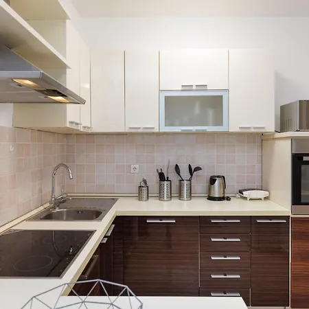 Apartman Oto By El-pi Tours *