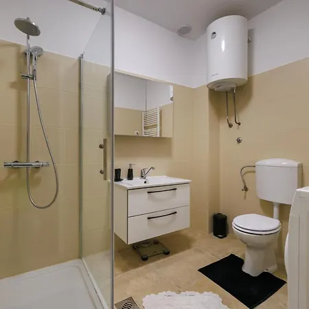Oto By El-pi Tours Apartmán Njivice